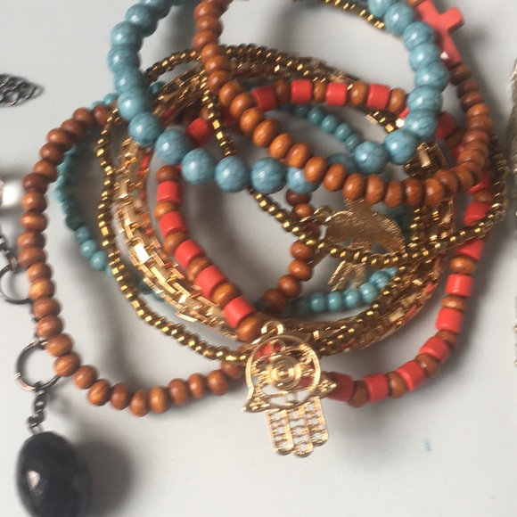 đź’ĄBOGOđź’Ą Lot of Costume Jewelry Preloved - Picture 6 of 13